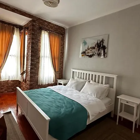 Lia Besiktas Hotel