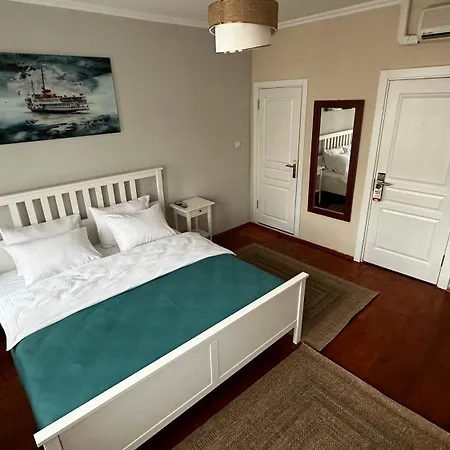 Lia Besiktas Hotel *