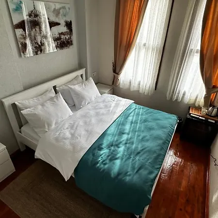 Lia Besiktas Otel