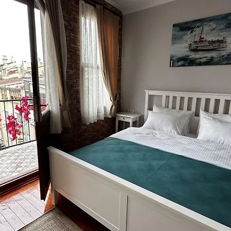 Lia Besiktas * Istanbulská provincie