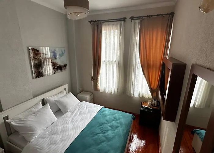 Lia Besiktas Istanbul