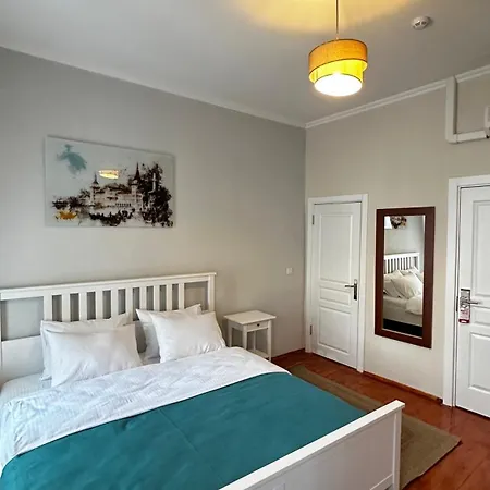 Lia Besiktas Istanbul